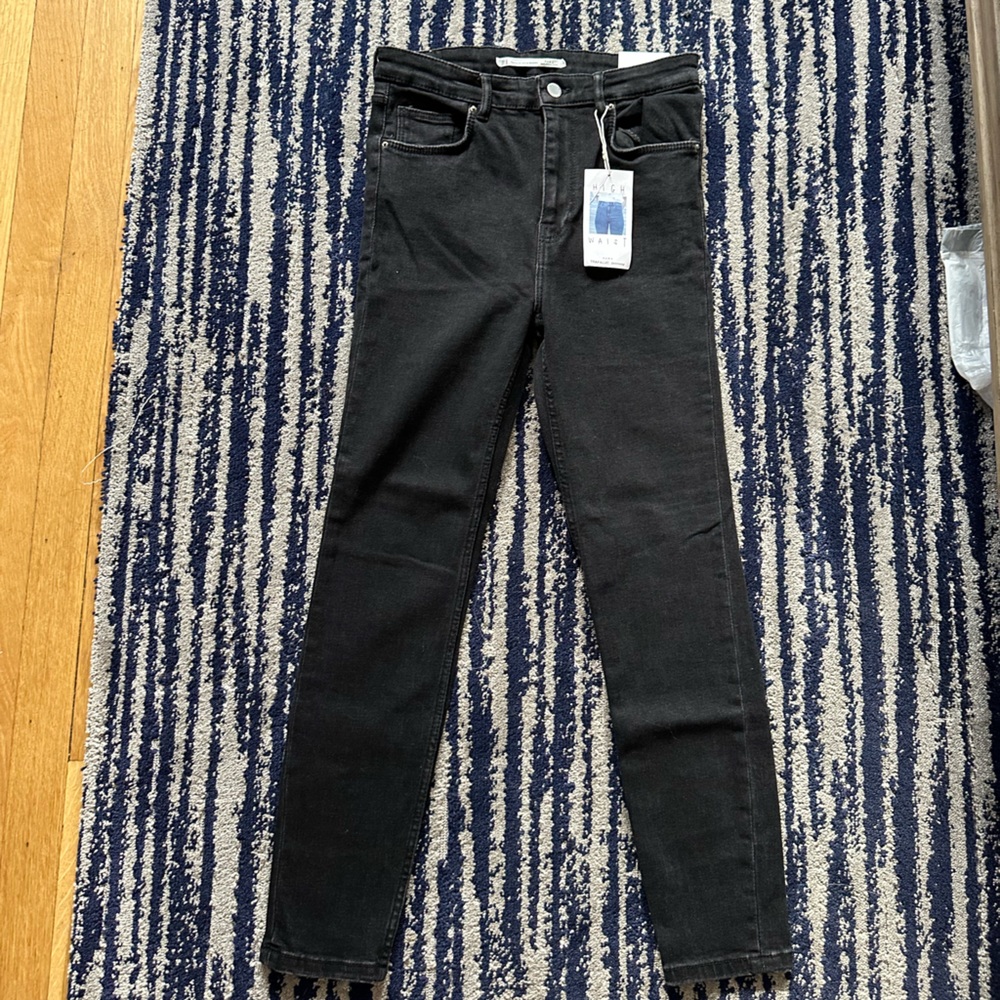NWT Zara - High Waist Jeggings - Size 8